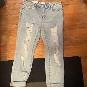 NWT JUDY BLUE light wash distressed jeans